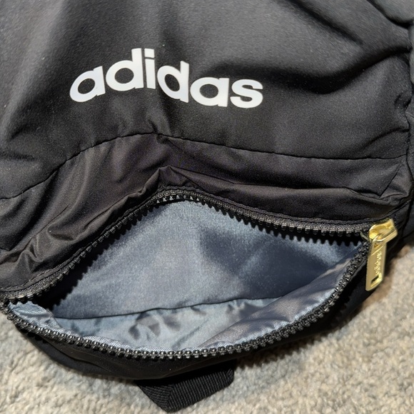 Adiadas Small Backpack - Picture 5 of 5